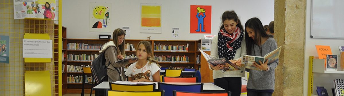 Collège St Marc élèves 4 bandeau.jpg